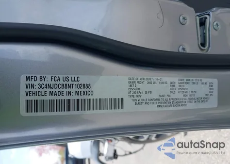 2022 Jeep Compass Limited 4X4 z USA, uszkodzony, nr VIN 3C4NJDCB8NT102888